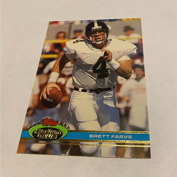 Brett Farve RC Rookie 1991 Topps Stadium Club Football Card # 94 Vintage - Picture 3 of 3
